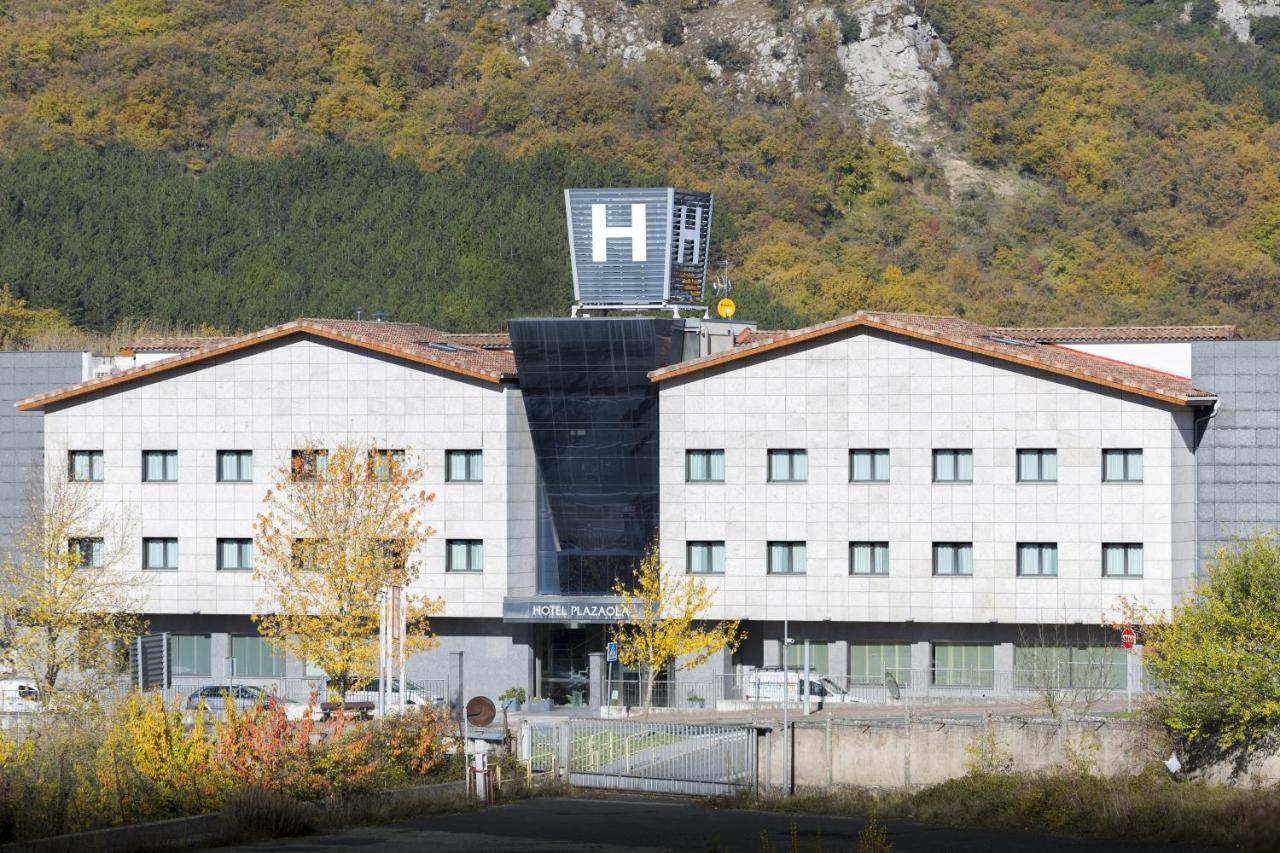 Hotel Plazaola Irurzun Exterior foto
